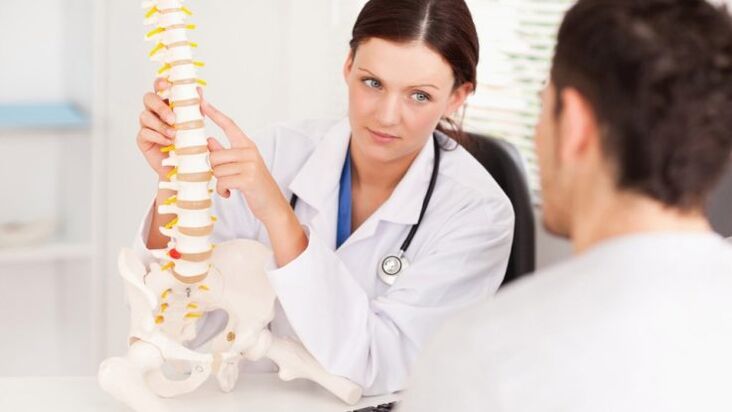 I medici considerano l'osteocondrosi una patologia comune della colonna vertebrale che richiede un trattamento. 